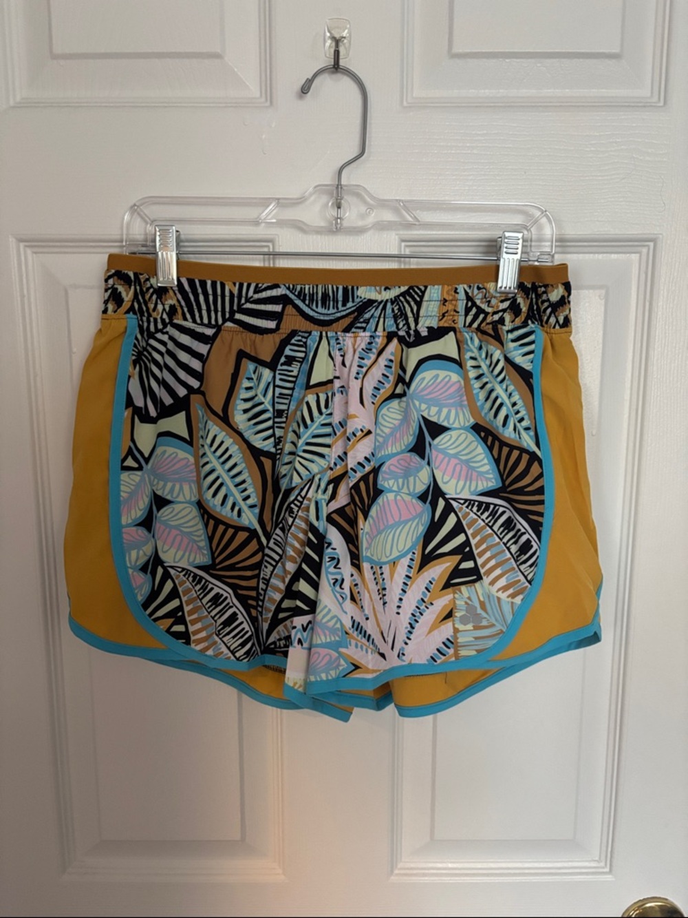 Patterned Running Short